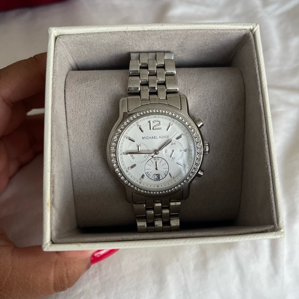 MK Silver Watch - Picture 6 of 7
